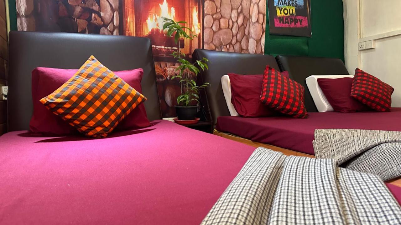 A Lounge Hostel And Cafe เอลลา ภายนอก รูปภาพ