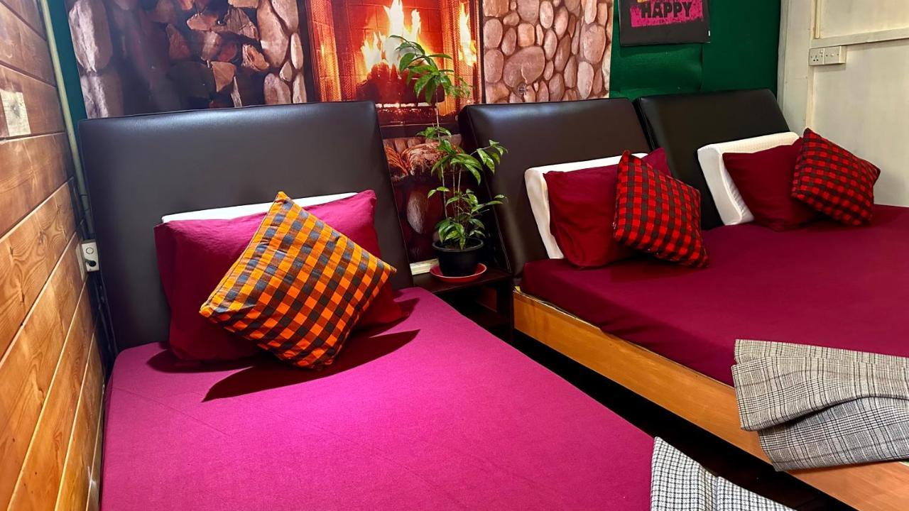 A Lounge Hostel And Cafe เอลลา ภายนอก รูปภาพ