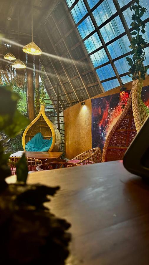 A Lounge Hostel And Cafe เอลลา ภายนอก รูปภาพ