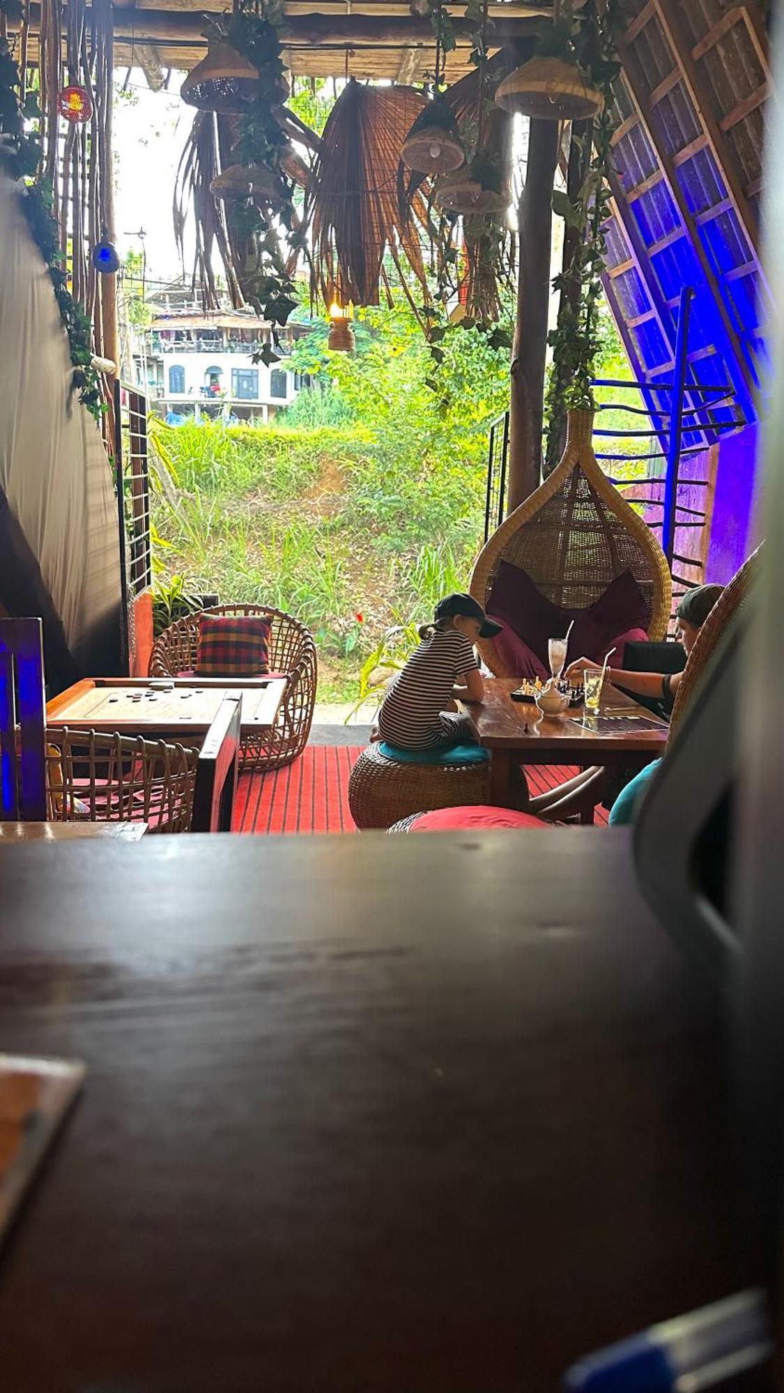 A Lounge Hostel And Cafe เอลลา ภายนอก รูปภาพ